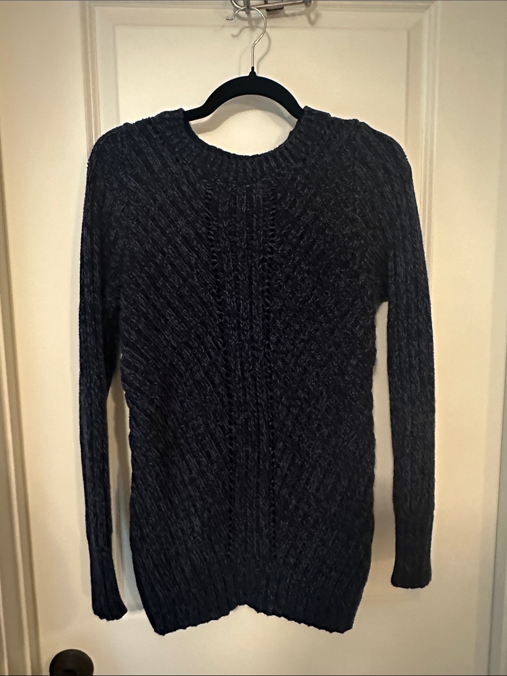 Abercrombie & Fitch Dark Gray Cable Knit Crewneck Sweater
